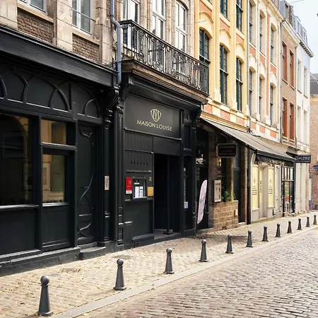 Maison Louise Centre - Handwritten Collection 4*