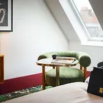 Maison Louise Centre - Handwritten Collection