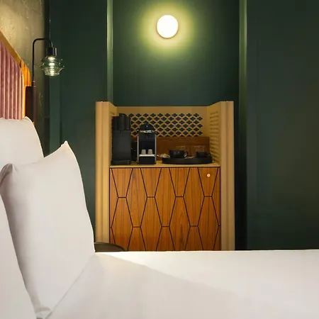 Mercure Centre Vieux Hotel 4*