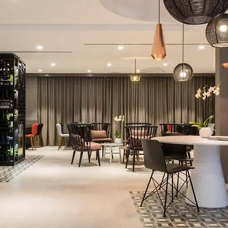 Maison Louise Centre - Handwritten Collection Hotel