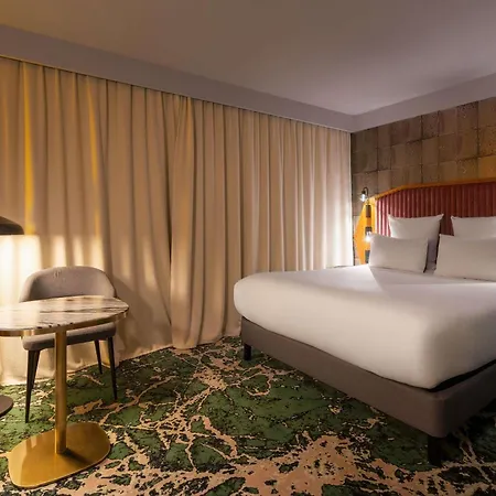 Maison Louise Centre - Handwritten Collection Lille