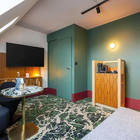 Maison Louise Centre - Handwritten Collection Hotel Lila