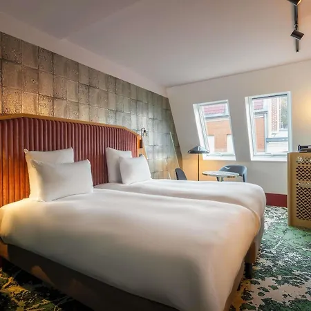 Maison Louise Centre - Handwritten Collection