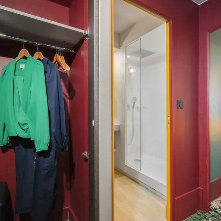 Maison Louise Centre - Handwritten Collection