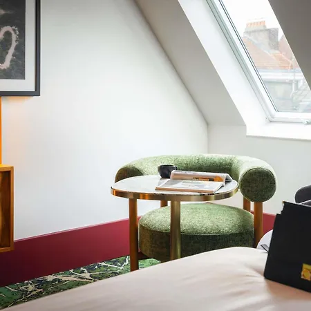 Maison Louise Centre - Handwritten Collection 4* Λιλ
