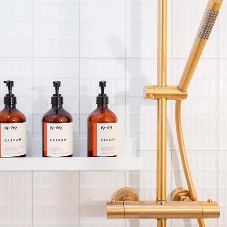Maison Louise Centre - Handwritten Collection