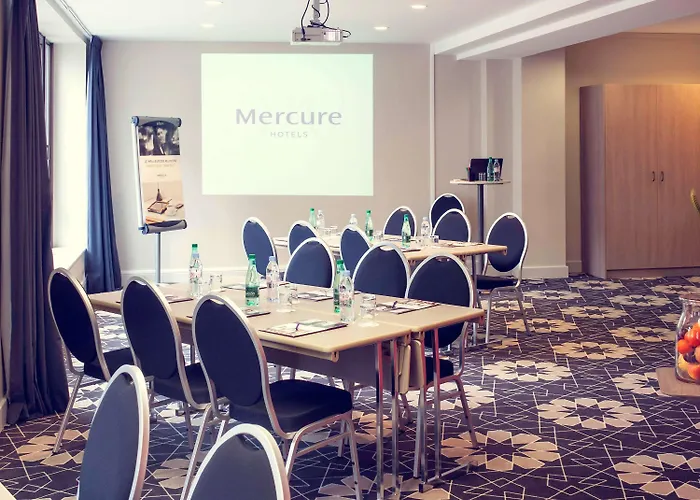 Maison Louise Centre - Handwritten Collection Lilla