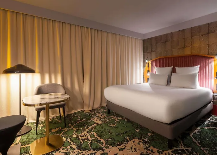 Maison Louise Centre - Handwritten Collection Lille