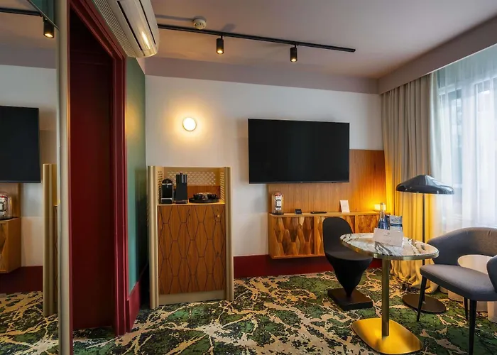 Maison Louise Centre - Handwritten Collection Hotel