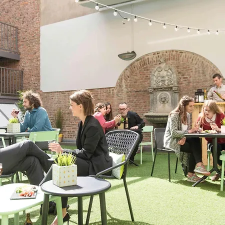 Maison Louise Centre - Handwritten Collection