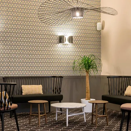 Mercure Centre Vieux 4*