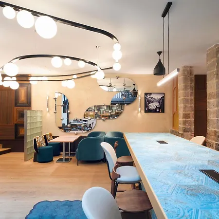 Maison Louise Centre - Handwritten Collection 4*